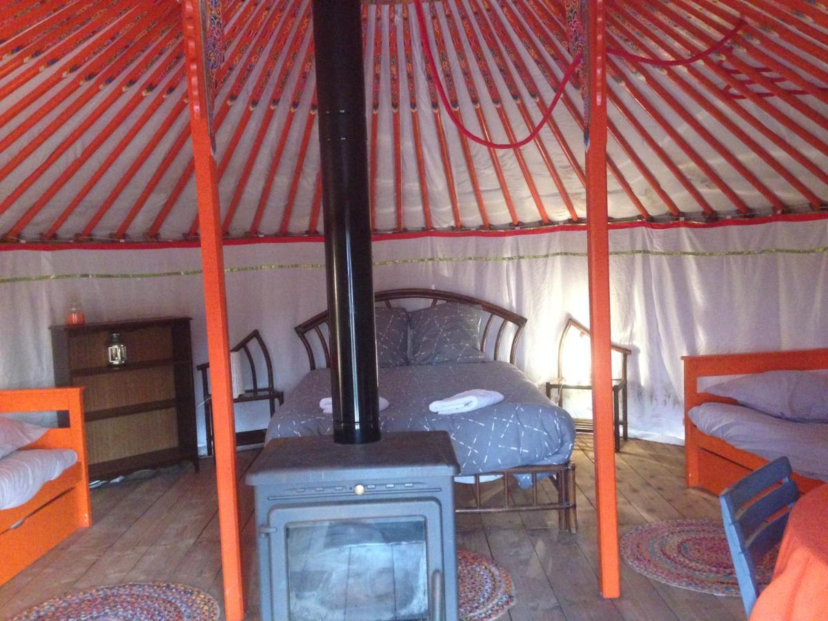 Yourte Mongole Saint-Léger-sur-Dheune Exterior foto